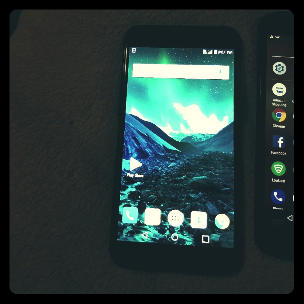 Motorola E5 play & lg stylo